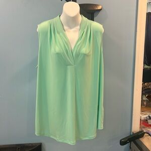 Women’s Mint Sleeveless Blouse- 2X